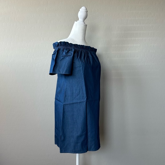 Off Shoulder Chambray Shift Dress - Picture 7 of 11